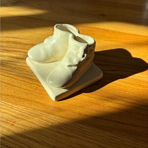 Vintage Haeger Potteries ceramic baby shoe planter